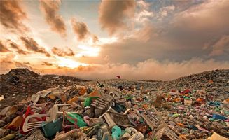 抖音網(wǎng)紅景點(diǎn) 天空之鏡 變垃圾場(chǎng) 1天清出12噸